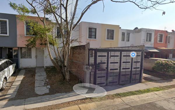 COMPRALE DIRECTO AL BANCO LA CASA DE ENTREGA INMEDIATA EN VALLE DORADO, TLAJOMULCO DE ZUÑIGA.