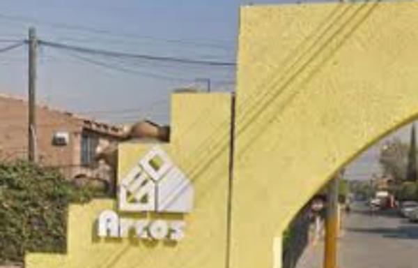 COMPRALE DIRECTO AL BANCO LA CASA DE ENTREGA INM EN LOS ARCOS, EN TULTEPEC EDOMEX