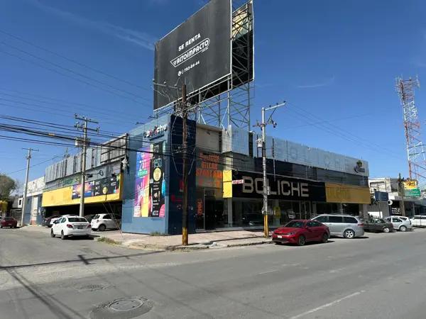 SÚPER LOCAL CON BODEGA SOBRE BLVD INDEPENDENCIA