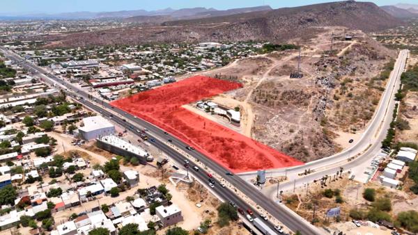 Terreno en Renta en La Paz, Sobre Blvd Forjadores -  $50 pesos por m2.