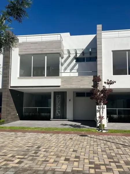 Casa en renta en Paseos de Morillotla, San Andrés Cholula, Puebla