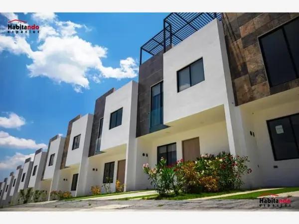 Casa en venta en Lomas de Angelópolis, Ocoyucan, Puebla