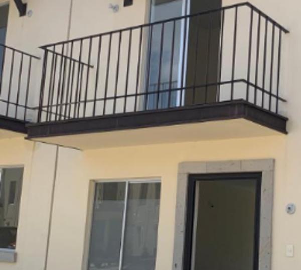 CASA DE ENTREGA INMEDIATA EN BOULEVARD EL CENTRO VIALIDAD CONDOMINAL, SAN MIGUEL, COL. ALTA CALIFOR.