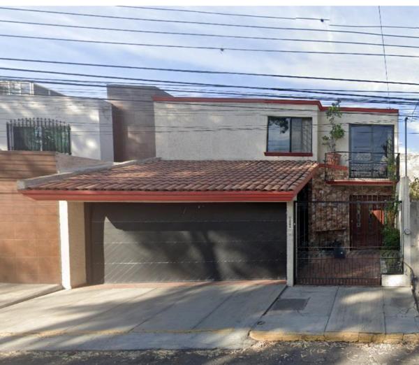 BONITA CASA A 10 MIN DEL TEC DE MTY CAMPUS PUEBLA, Y A 5 MIN DEL ECOPARQUE METROPOLITANO DE PUEBLA