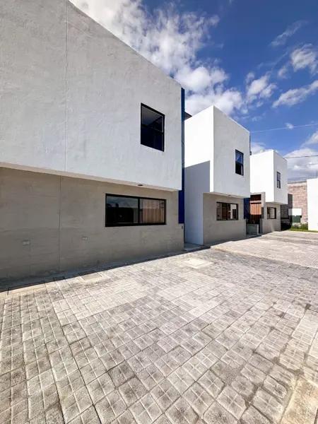 ÚLTIMA OPORTUNIDAD !! CASAS NUEVAS EN PREVENTA !!! 
ZONA: CUAUTLANCINGO SAN LORENZO ALMECATLA....