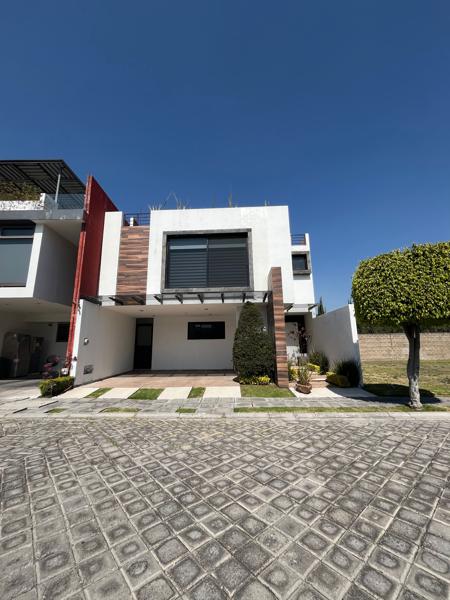 Casa en Venta Bosques de Zavaleta