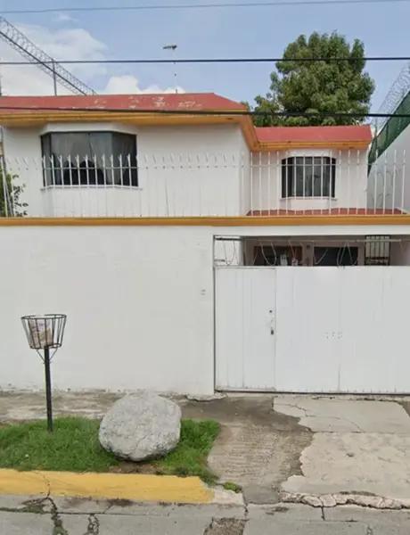 Amplia casa en venta La florida Naucalpan