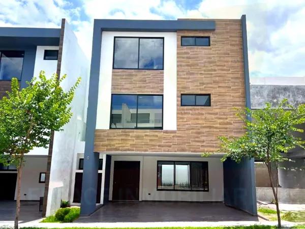 Casa en Venta en Parque México Lomas de Angelópolis