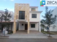 Casa en venta en Residencial Cibeles, Irapuato, Guanajuato Casa en venta en Residencial Cibeles, Irapuato, Guanajuato