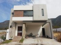 Casa en venta en Villas la Rioja, Monterrey, Nuevo León Casa en venta en Villas la Rioja, Monterrey, Nuevo León