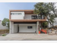 Casa en venta en Catujanes, Monterrey, Nuevo León Casa en venta en Catujanes, Monterrey, Nuevo León