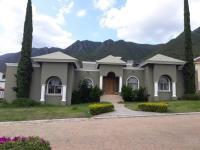 Casa en venta en Portal del Huajuco, Monterrey, Nuevo León Casa en venta en Portal del Huajuco, Monterrey, Nuevo León