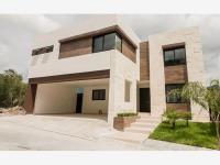 Casa en venta en Carolco, Monterrey, Nuevo León Casa en venta en Carolco, Monterrey, Nuevo León