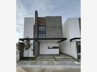 Casa en venta en Real Madeira, Pachuca de Soto, Hidalgo Casa en venta en Real Madeira, Pachuca de Soto, Hidalgo