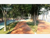 Terreno en venta en Lagos del Sol, Benito Juárez, Quintana Roo Terreno en venta en Lagos del Sol, Benito Juárez, Quintana Roo