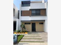 Casa en venta en Cumbres Residencial, Boca del Río, Veracruz de Ignacio de la Llave Casa en venta en Cumbres Residencial, Boca del Río, Veracruz de Ignacio de la Llave