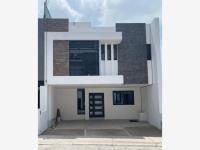 Casa en venta en Residencial Lago Esmeralda, Atizapán de Zaragoza, México Casa en venta en Residencial Lago Esmeralda, Atizapán de Zaragoza, México