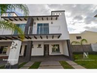 Casa en venta en Privanza los Naranjos, León, Guanajuato Casa en venta en Privanza los Naranjos, León, Guanajuato