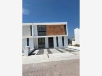 Casa en remate en Cañadas del Arroyo, Corregidora, Querétaro Casa en remate en Cañadas del Arroyo, Corregidora, Querétaro