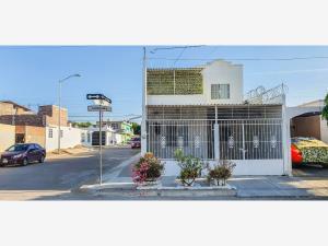 Casa en venta en Los Limones, Mazatlán, Sinaloa Casa en venta en Los Limones, Mazatlán, Sinaloa