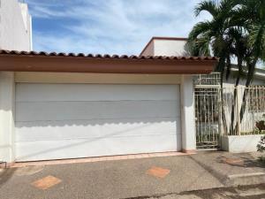Casa en venta en Nuevo Culiacan, Culiacán, Sinaloa Casa en venta en Nuevo Culiacan, Culiacán, Sinaloa