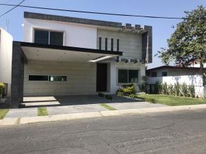 Casa en venta en Lomas de Cocoyoc, Atlatlahucan, Morelos Casa en venta en Lomas de Cocoyoc, Atlatlahucan, Morelos