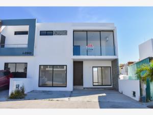 Casa en venta en Coto Platino, Mazatlán, Sinaloa Casa en venta en Coto Platino, Mazatlán, Sinaloa