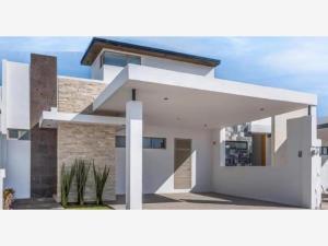 Casa en venta en Los Viñedos, Torreón, Coahuila de Zaragoza Casa en venta en Los Viñedos, Torreón, Coahuila de Zaragoza