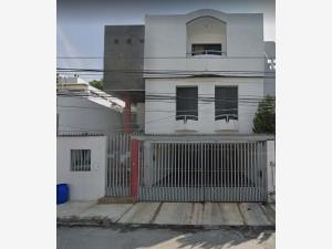 Casa en venta en Las Brisas, Monterrey, Nuevo León Casa en venta en Las Brisas, Monterrey, Nuevo León