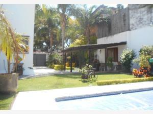 Casa en venta en Palmira Tinguindin, Cuernavaca, Morelos Casa en venta en Palmira Tinguindin, Cuernavaca, Morelos