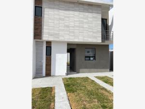 Casa en venta en Los Olivos, Gómez Palacio, Durango Casa en venta en Los Olivos, Gómez Palacio, Durango