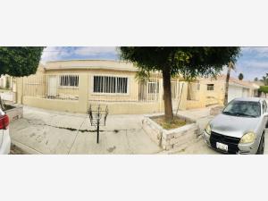 Casa en venta en Torreon Jardin, Torreón, Coahuila de Zaragoza Casa en venta en Torreon Jardin, Torreón, Coahuila de Zaragoza