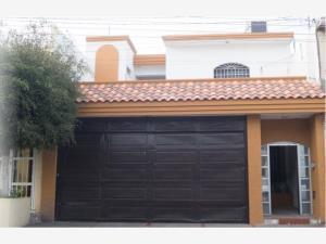 Casa en venta en Industrial Bravo, Culiacán, Sinaloa Casa en venta en Industrial Bravo, Culiacán, Sinaloa