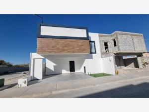 Casa en venta en Ampliación la Rosita, Torreón, Coahuila de Zaragoza Casa en venta en Ampliación la Rosita, Torreón, Coahuila de Zaragoza