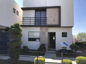 Casa en venta en Villas del Renacimiento, Torreón, Coahuila de Zaragoza Casa en venta en Villas del Renacimiento, Torreón, Coahuila de Zaragoza