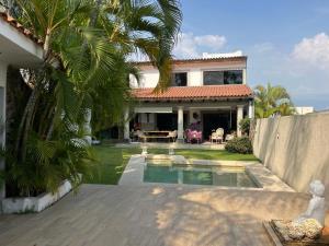 Casa en venta en Sumiya, Jiutepec, Morelos Casa en venta en Sumiya, Jiutepec, Morelos
