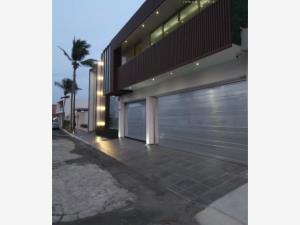 Casa en venta en Costa de Oro, Boca del Río, Veracruz de Ignacio de la Llave Casa en venta en Costa de Oro, Boca del Río, Veracruz de Ignacio de la Llave