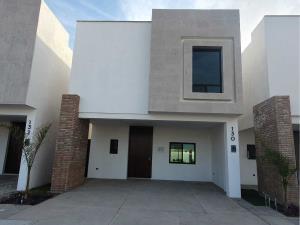 Casa en venta en La Rioja Residencial, Torreón, Coahuila de Zaragoza Casa en venta en La Rioja Residencial, Torreón, Coahuila de Zaragoza