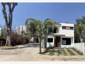 Casa en venta en Lomas de la Selva, Cuernavaca, Morelos Casa en venta en Lomas de la Selva, Cuernavaca, Morelos