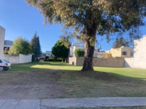Terreno en venta en Residencial el Campanario, San Pedro Cholula, Puebla Terreno en venta en Residencial el Campanario, San Pedro Cholula, Puebla