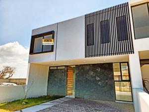 Casa en venta en Lomas de la Rioja, Alvarado, Veracruz de Ignacio de la Llave Casa en venta en Lomas de la Rioja, Alvarado, Veracruz de Ignacio de la Llave