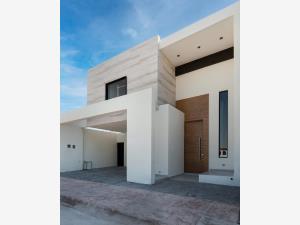 Casa en renta en Residencial Senderos, Torreón, Coahuila de Zaragoza Casa en renta en Residencial Senderos, Torreón, Coahuila de Zaragoza