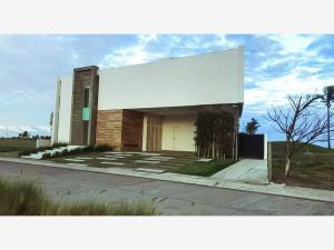 Casa en venta en Dos Riberas Residencial y Club de Golf, Alvarado, Veracruz de Ignacio de la Llave Casa en venta en Dos Riberas Residencial y Club de Golf, Alvarado, Veracruz de Ignacio de la Llave