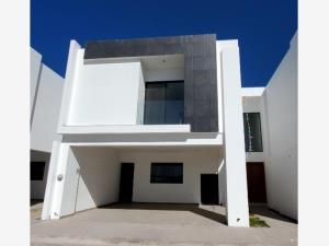 Casa en venta en Los Viñedos, Torreón, Coahuila de Zaragoza Casa en venta en Los Viñedos, Torreón, Coahuila de Zaragoza