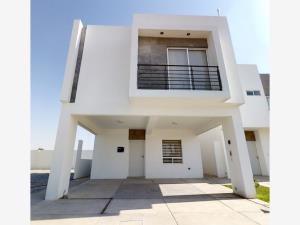 Casa en venta en Paseo Aurea, Torreón, Coahuila de Zaragoza Casa en venta en Paseo Aurea, Torreón, Coahuila de Zaragoza