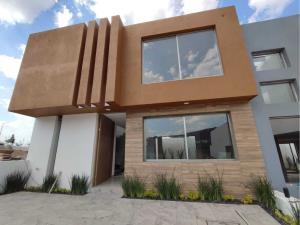 Casa en venta en Bosques Tres Marias, Morelia, Michoacán de Ocampo Casa en venta en Bosques Tres Marias, Morelia, Michoacán de Ocampo