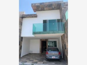 Casa en venta en Cuautlancingo, Cuautlancingo, Puebla Casa en venta en Cuautlancingo, Cuautlancingo, Puebla