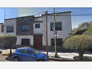 Casa en venta en Del Carmen, Coyoacán, Ciudad de México Casa en venta en Del Carmen, Coyoacán, Ciudad de México