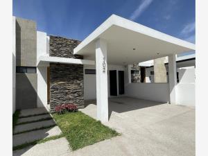 Casa en venta en Los Viñedos, Torreón, Coahuila de Zaragoza Casa en venta en Los Viñedos, Torreón, Coahuila de Zaragoza
