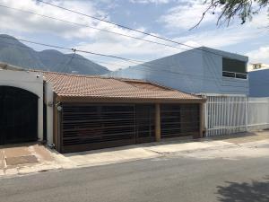 Casa en venta en Bosques de Satelite, Monterrey, Nuevo León Casa en venta en Bosques de Satelite, Monterrey, Nuevo León